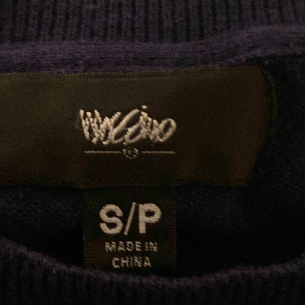 Cute Sweater - Picture 2 of 2